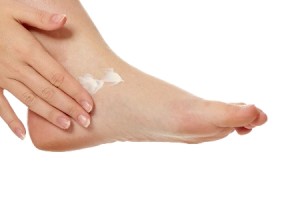 Moisturize-your-feet-300x200