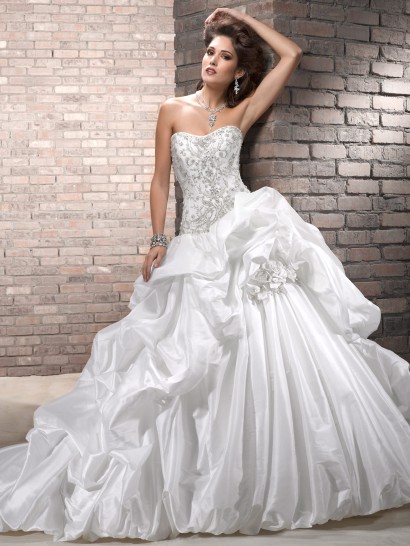 ball-gown-wedding-dresses-13