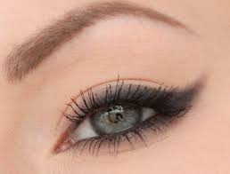 smoky eyeliner 2