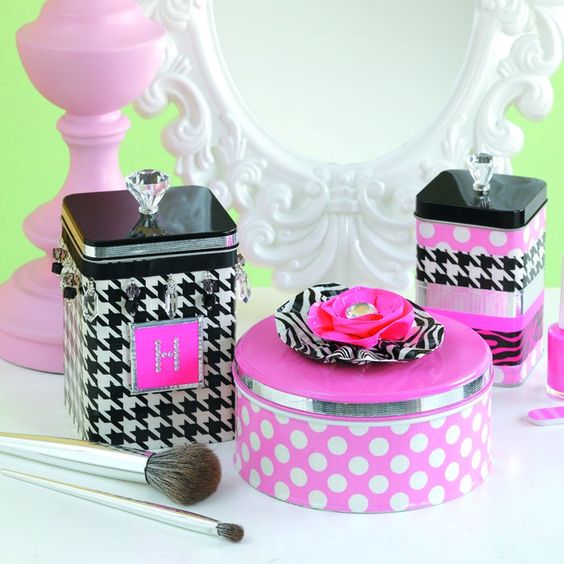 cookie tin makeup box